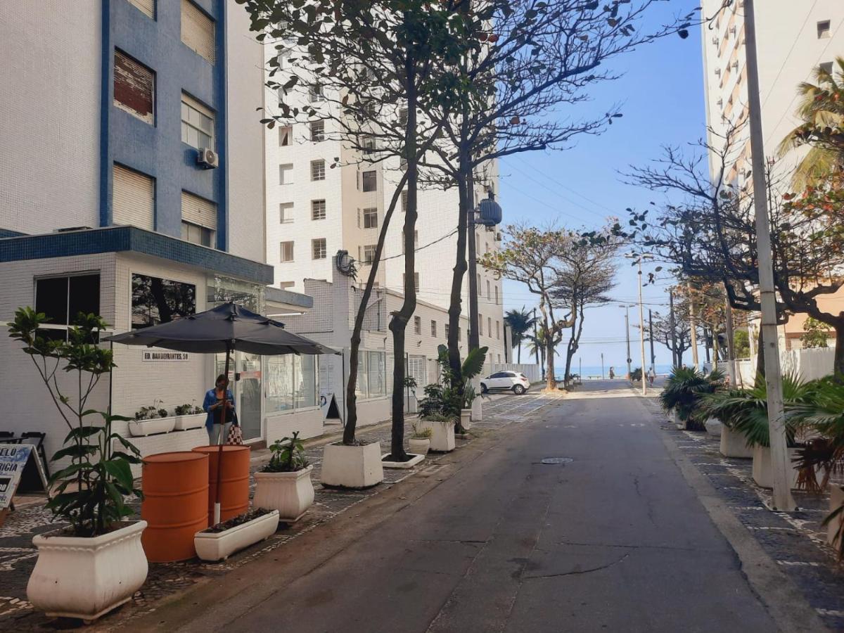 Studio 811 Pitangueiras - Edificio Bandeirantes - Com Estacionamento Incluido グァルジャー エクステリア 写真